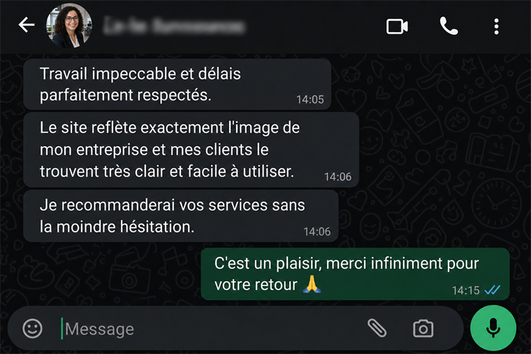 Message WhatsApp d'une cliente qui recommande le service